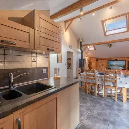 3* Au Centre De Morzine, Pres Des Pistes, Pour 6 Pers., Balcon Et Parking - Fr-1-754-54 * Morzine